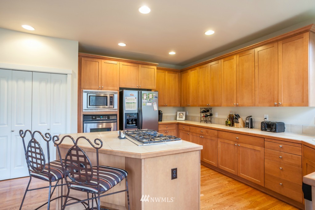 21628 38th Drive Southeast Bothell, WA 98021 - Photo 6 of 24