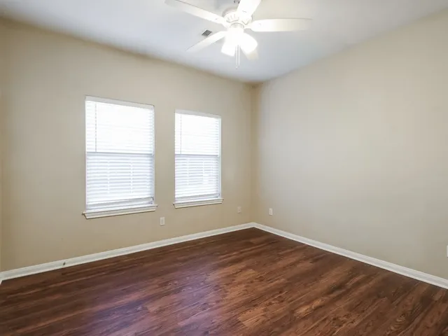 $1,660 | 13541 Lake Breeze Lane, Willis, TX 77318