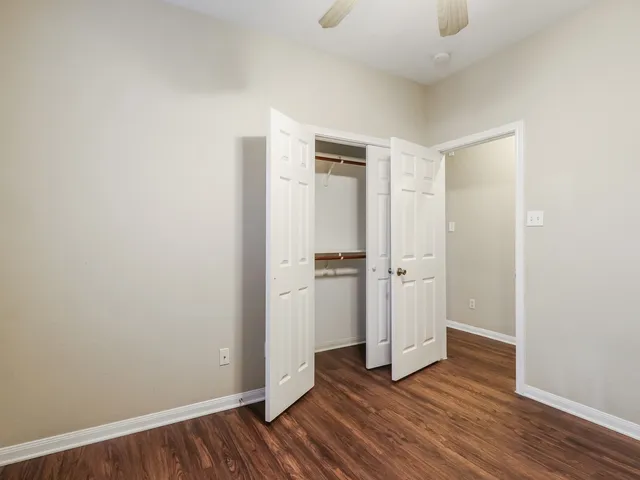 $1,660 | 13541 Lake Breeze Lane, Willis, TX 77318