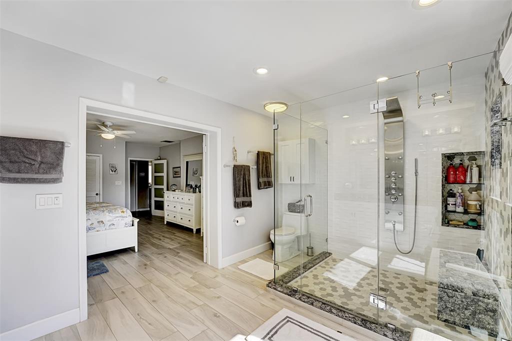 2524 Southeast 9th Street Pompano Beach, FL 33062 - Photo 18 of 45 a living room with stainless steel appliances kitchen island granite countertop furniture and a rug