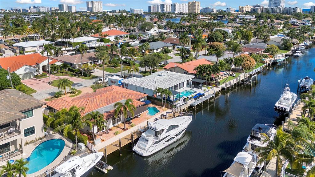 2524 Southeast 9th Street Pompano Beach, FL 33062 - Photo 4 of 45 an aerial view of residential houses with outdoor space