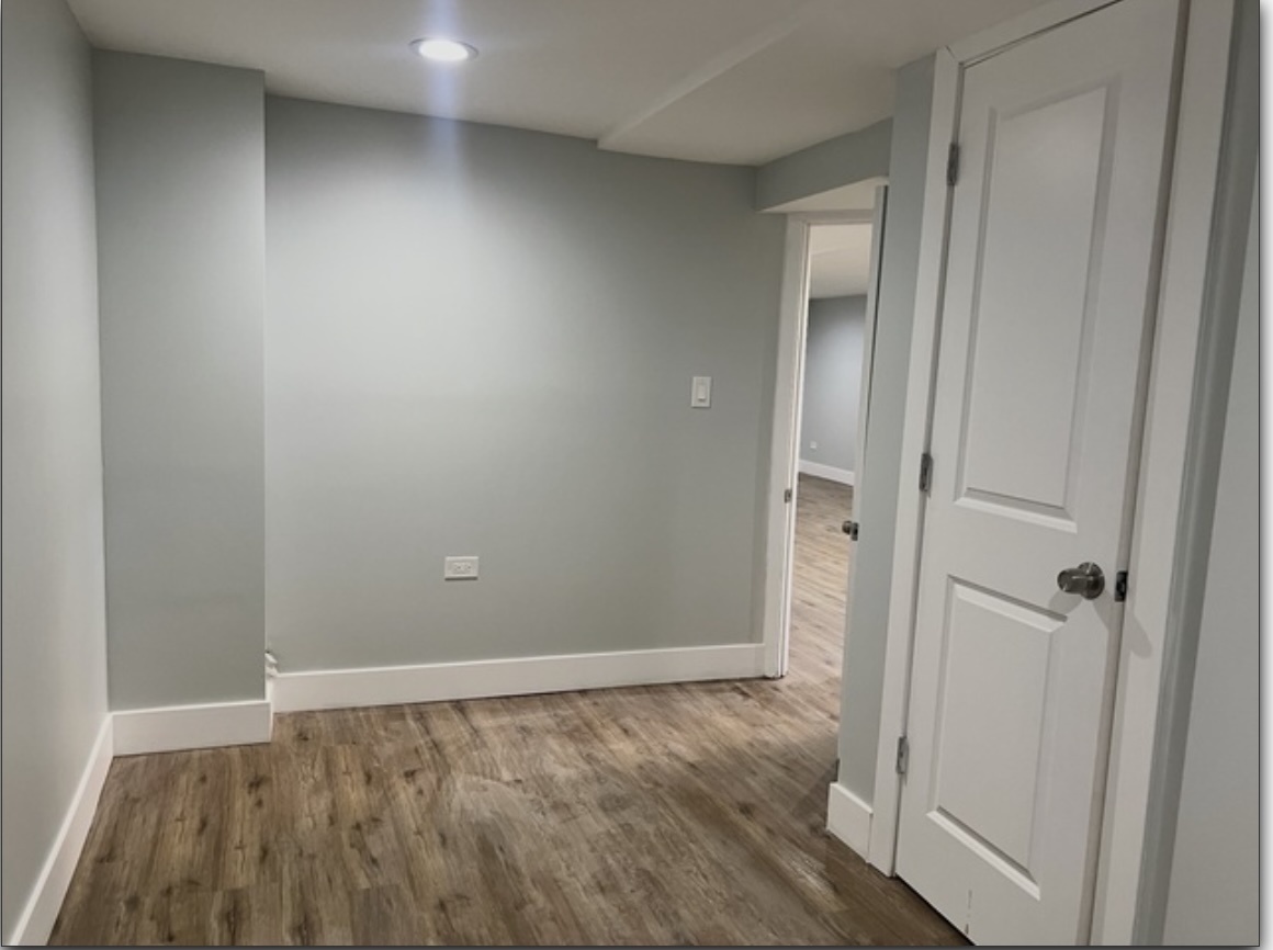 9028 South Carpenter Street Chicago, IL 60620 - Photo 11 of 18