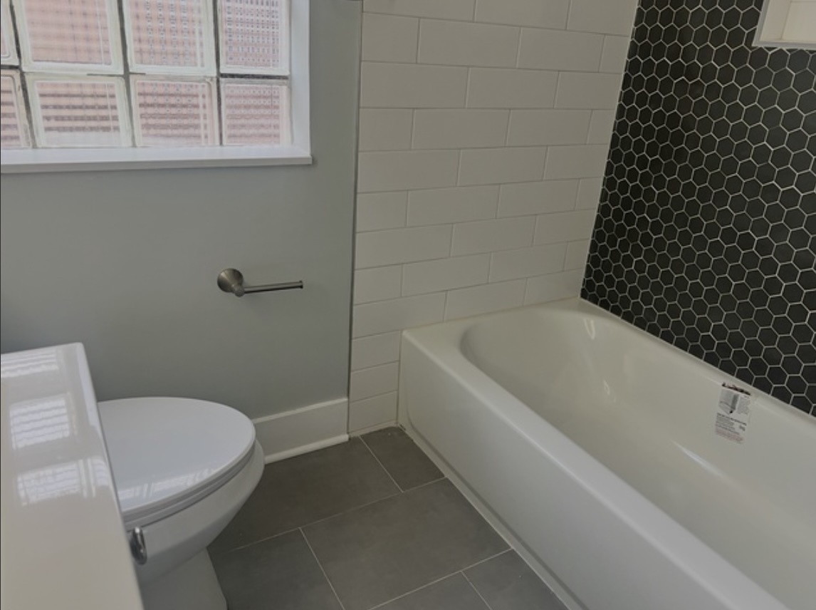 9028 South Carpenter Street Chicago, IL 60620 - Photo 7 of 18