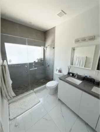 $3,650 | 20018 Southwest 122nd Avenue, Unit 20018, Miami, FL 33177