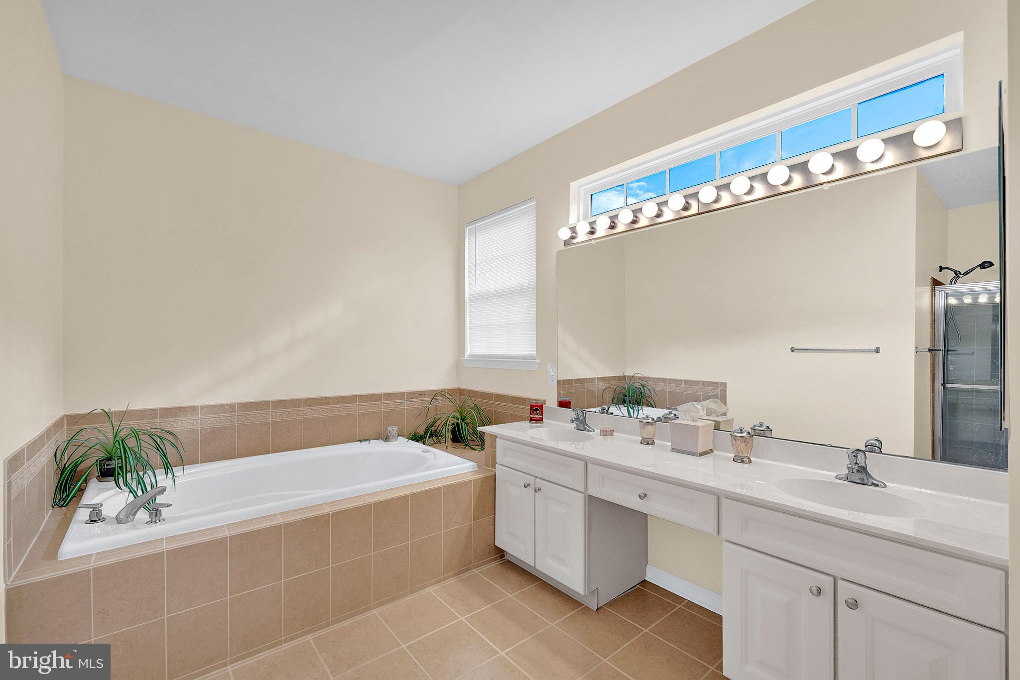 4 Fitzgerald Lane Columbus, NJ 08022 - Photo 26 of 43