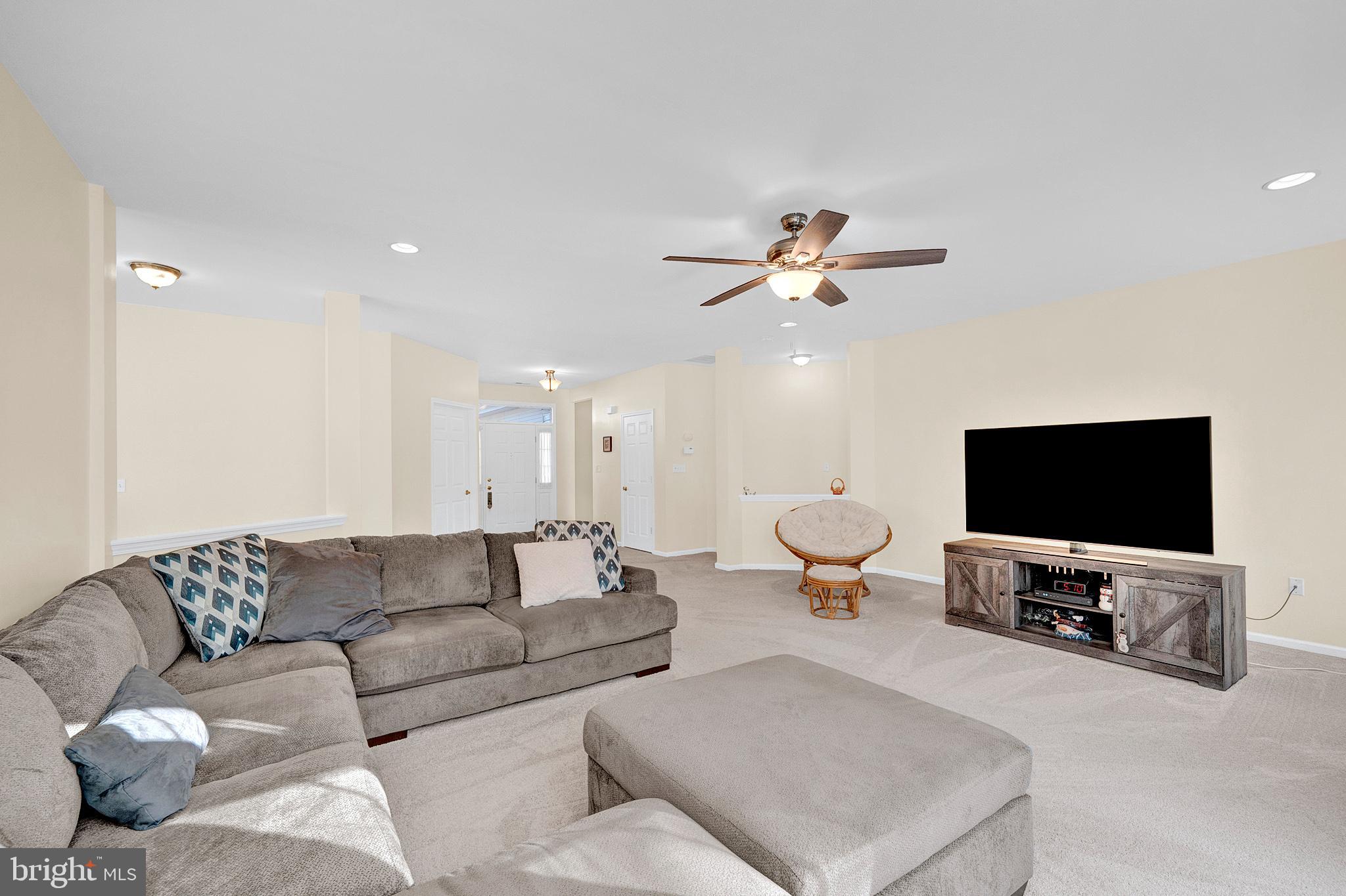 4 Fitzgerald Lane Columbus, NJ 08022 - Photo 10 of 43