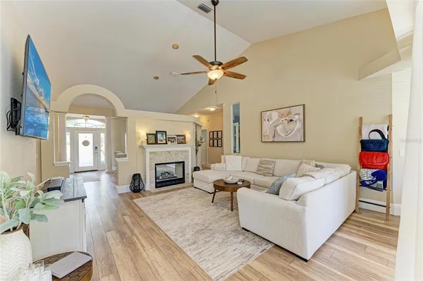 $655,000 | 11720 Clubhouse Drive, Lakewood Ranch, FL 34202