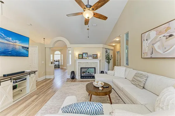 $655,000 | 11720 Clubhouse Drive, Lakewood Ranch, FL 34202