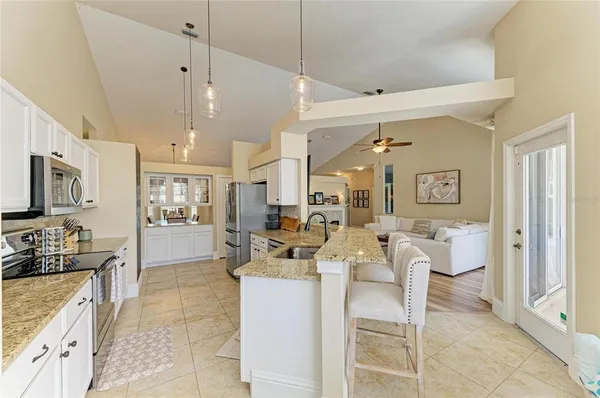 $655,000 | 11720 Clubhouse Drive, Lakewood Ranch, FL 34202