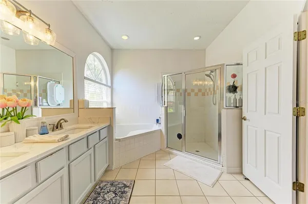 $655,000 | 11720 Clubhouse Drive, Lakewood Ranch, FL 34202