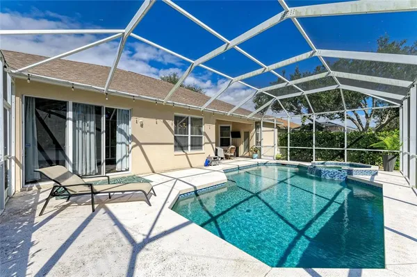 $655,000 | 11720 Clubhouse Drive, Lakewood Ranch, FL 34202