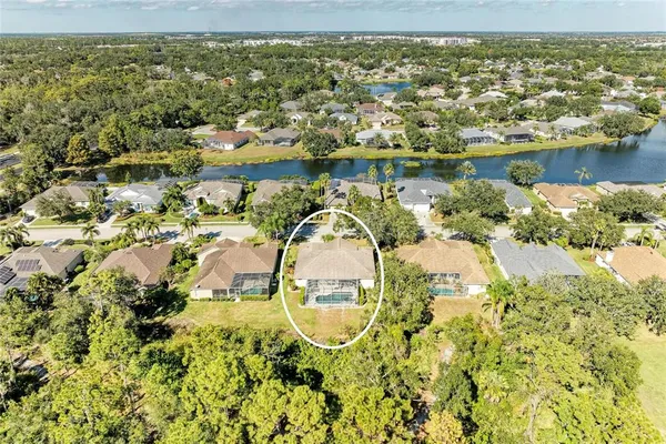 $655,000 | 11720 Clubhouse Drive, Lakewood Ranch, FL 34202