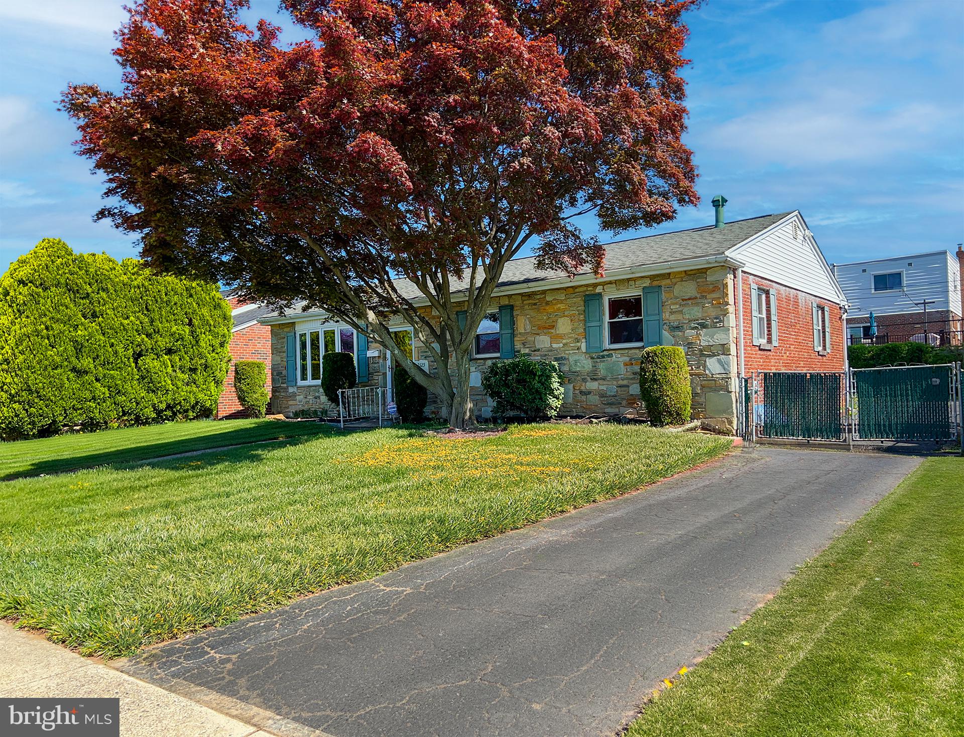 2125 Lott Avenue Philadelphia, PA 19115 - Photo 4 of 21 Charming home with vibrant landscaping.