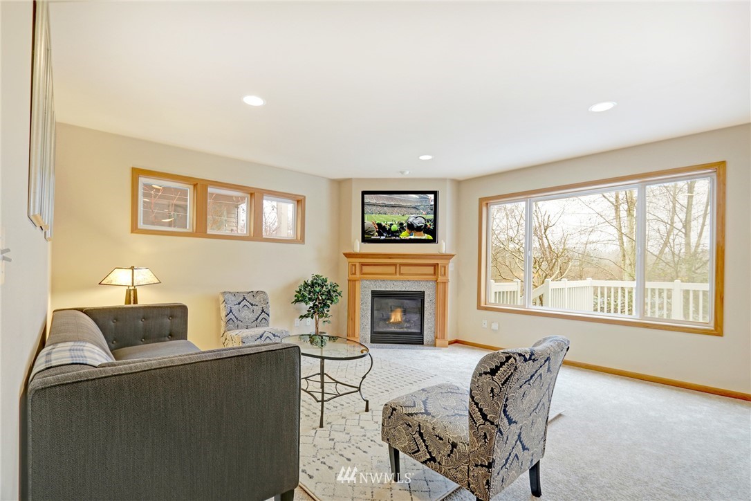 24221 18th Place West Bothell, WA 98021 - Photo 9 of 22