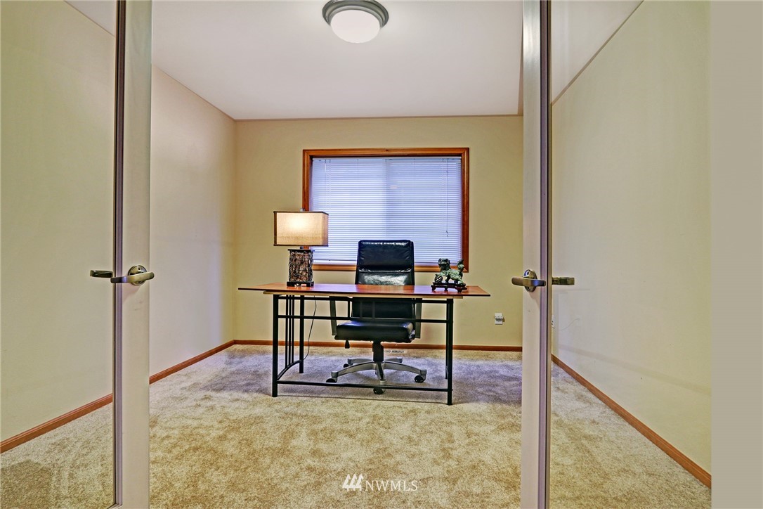 24221 18th Place West Bothell, WA 98021 - Photo 10 of 22