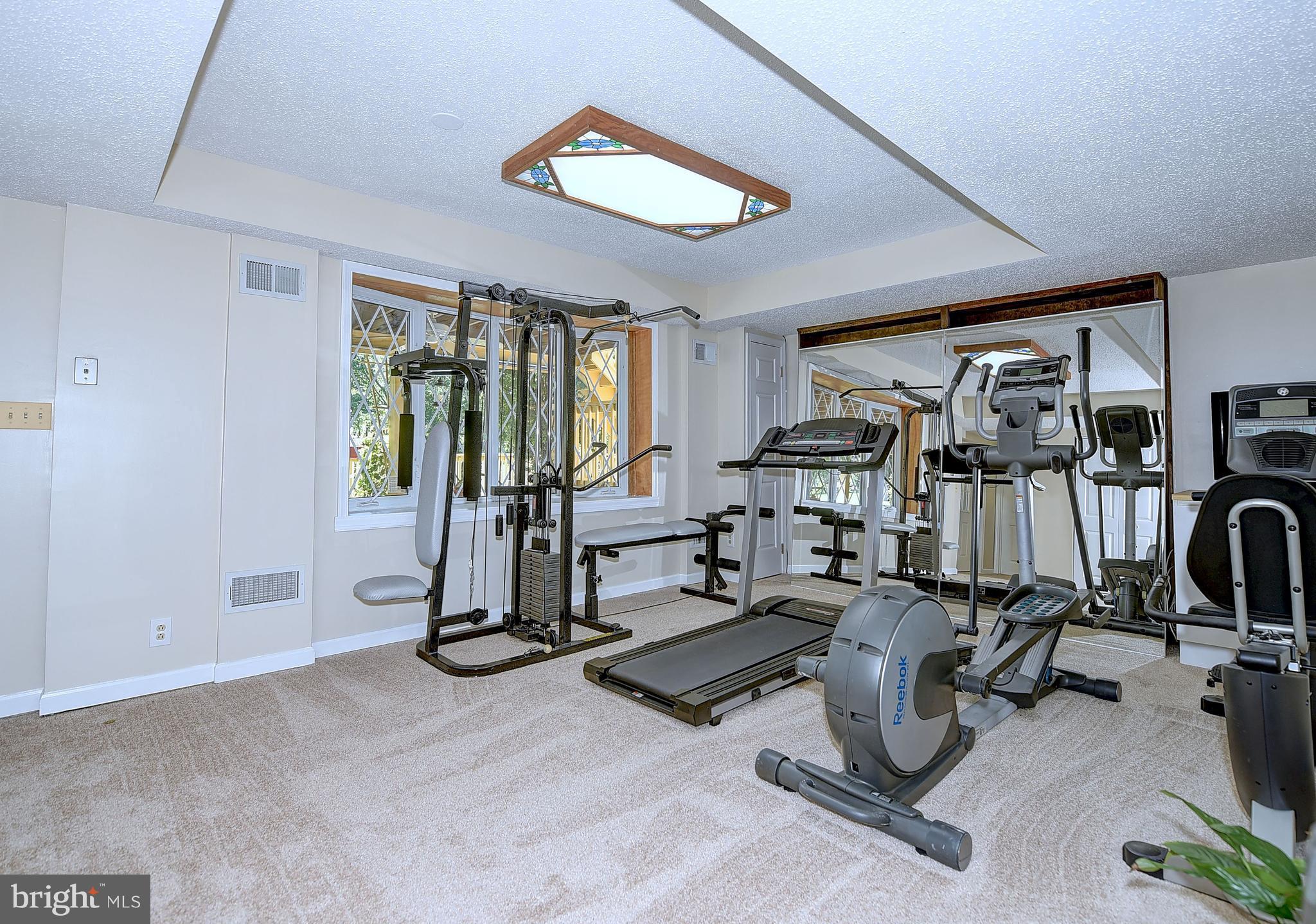 8013 Babikow Road Baltimore, MD 21237 - Photo 20 of 30 Recreation Room, Multi Uses