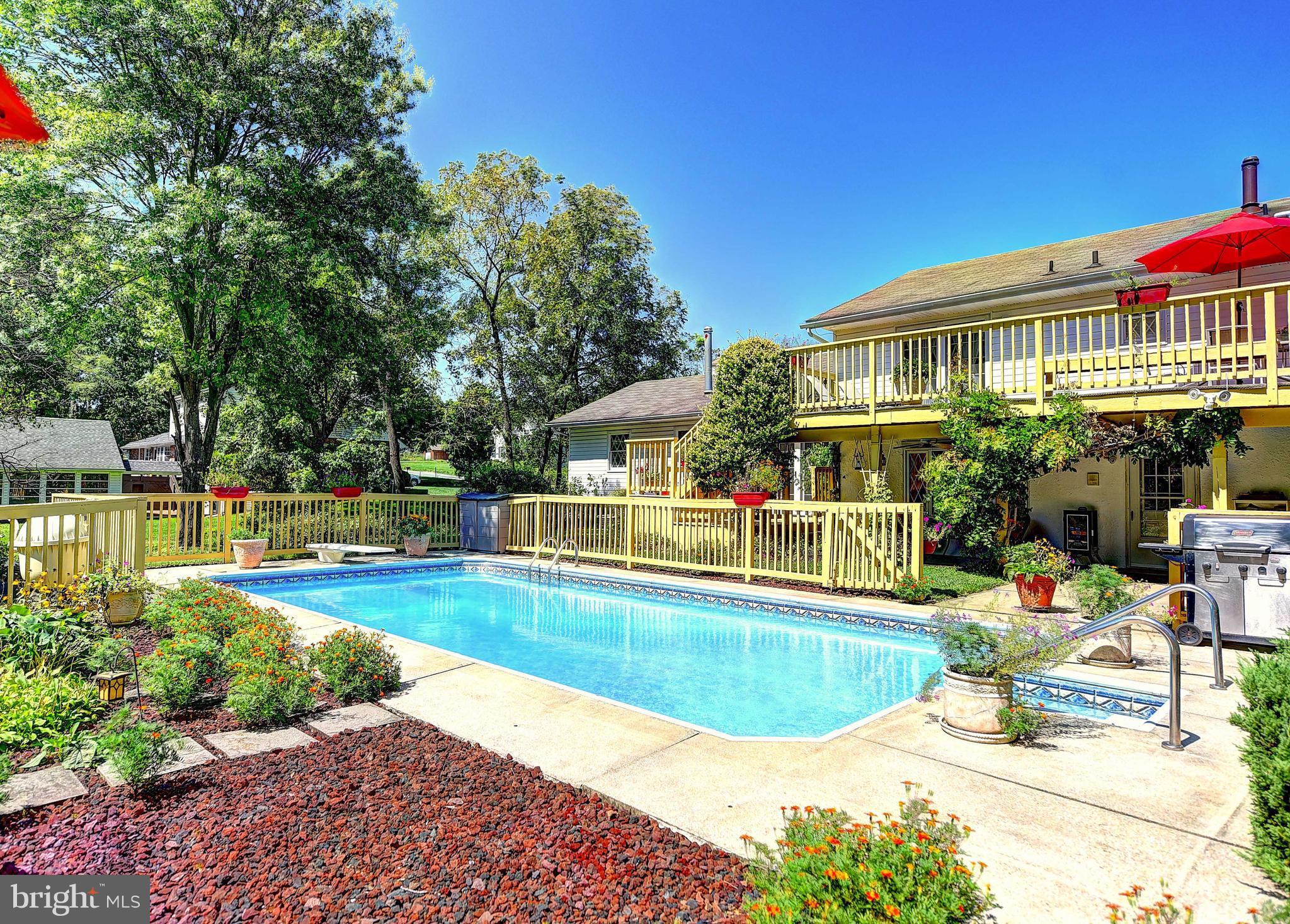 8013 Babikow Road Baltimore, MD 21237 - Photo 25 of 30 Enjoy a private relaxing retreat