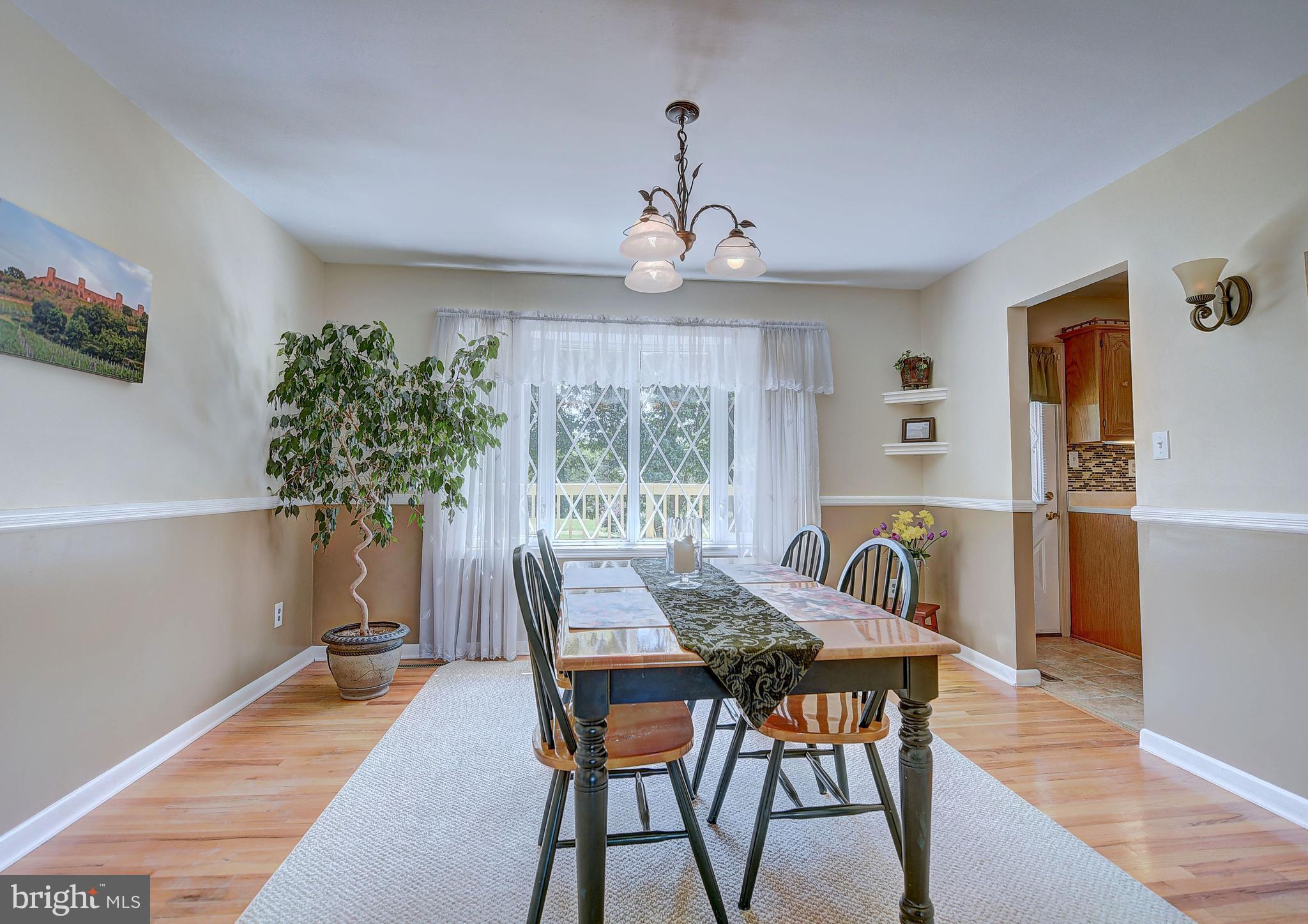 8013 Babikow Road Baltimore, MD 21237 - Photo 6 of 30 Dining Room