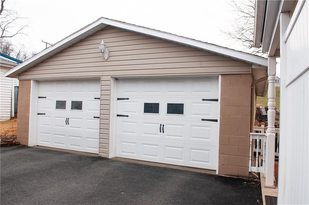 106 Maple Street Rices Landing, PA 15357 - Photo 3 of 44