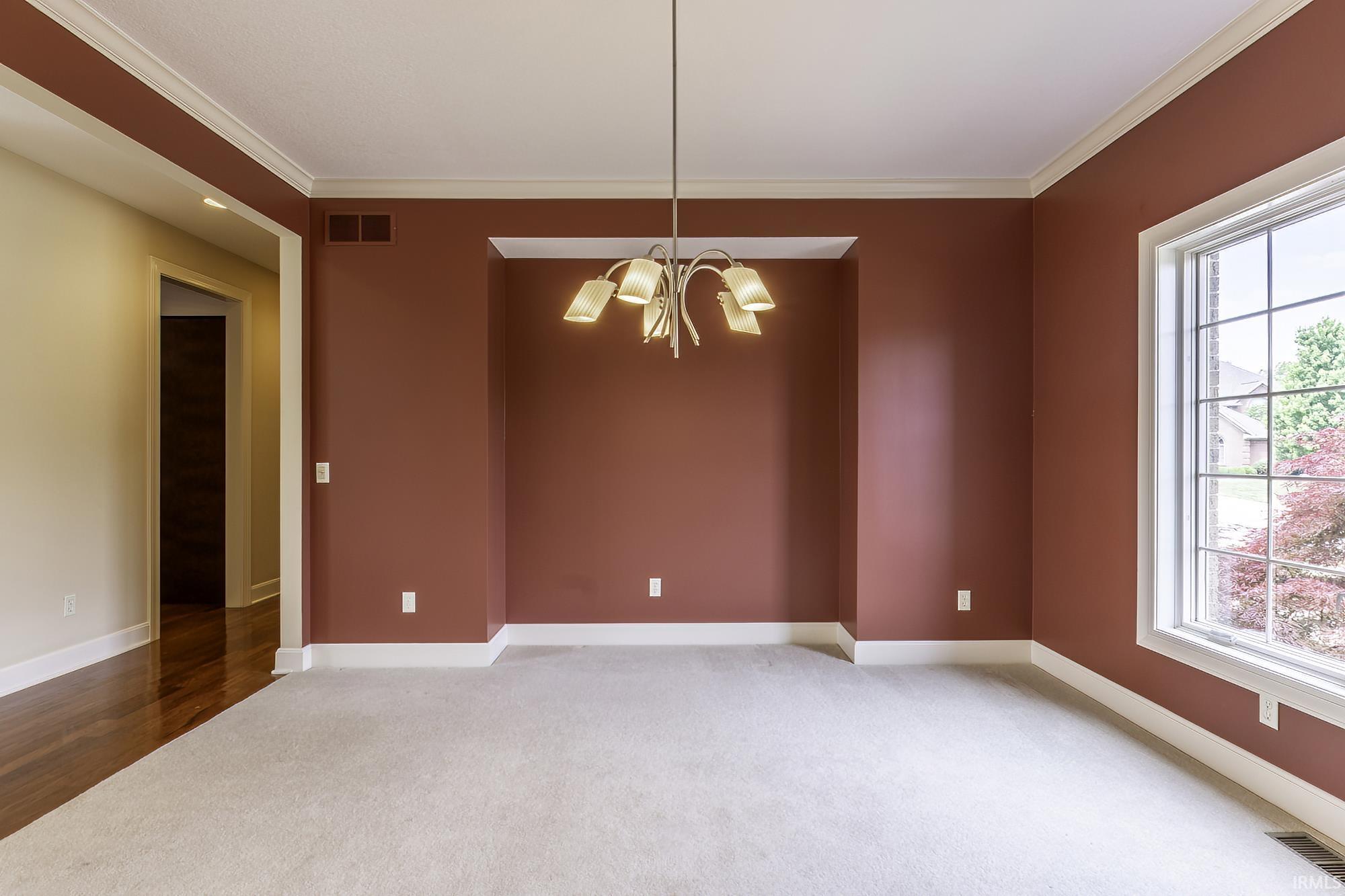 8119 Inverness Lakes Trail Fort Wayne, IN 46804 - Photo 7 of 49