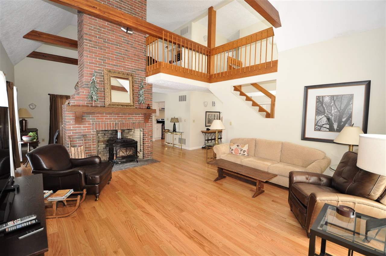 164 Locust Hill Road Goffstown, NH 03045 - Photo 3 of 22 Gallery Image 3