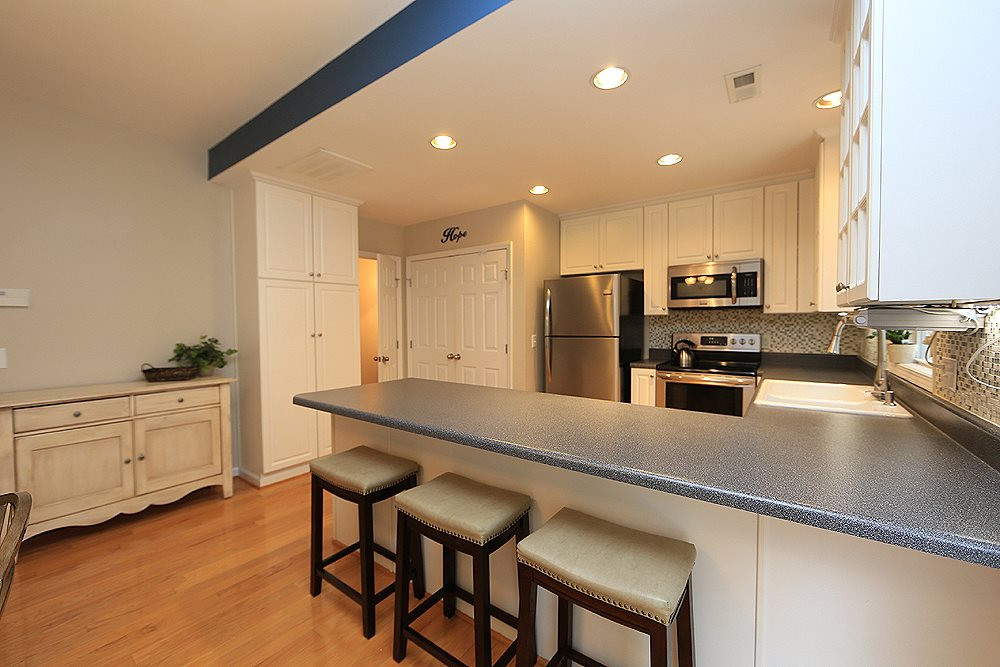2121 Piney Brook Road, Unit 104 Raleigh, NC 27614 - Photo 11 of 21 KITCHEN
