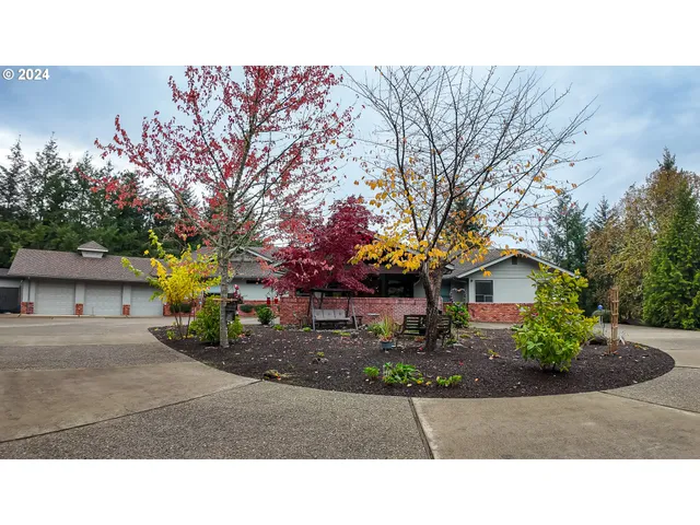 $1,870,000 | 1081 Umpqua College Road, Roseburg, OR 97470