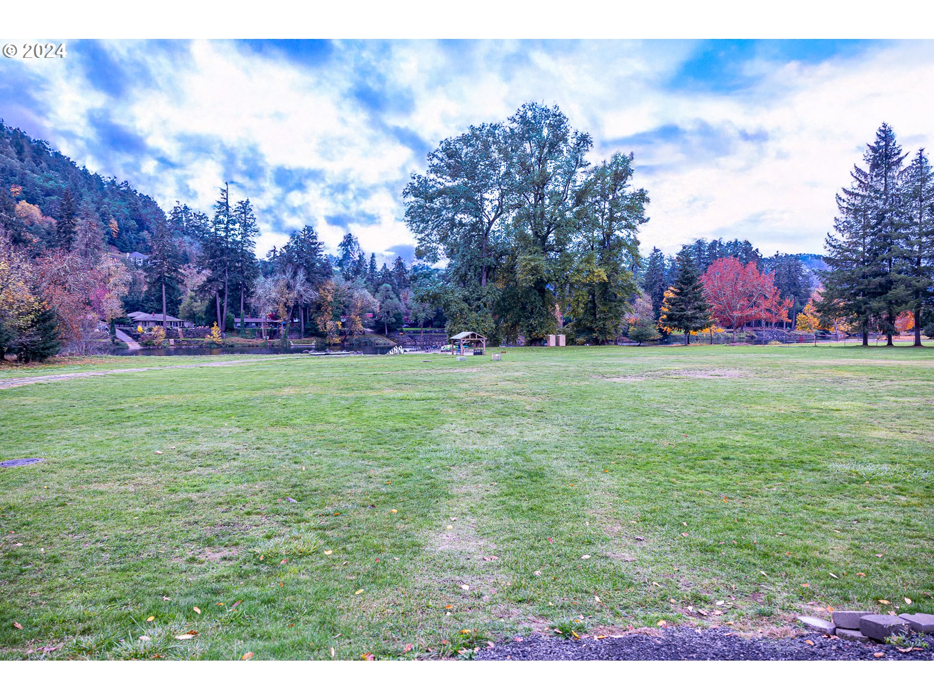 1081 Umpqua College Road Roseburg, OR 97470 - Photo 37 of 45