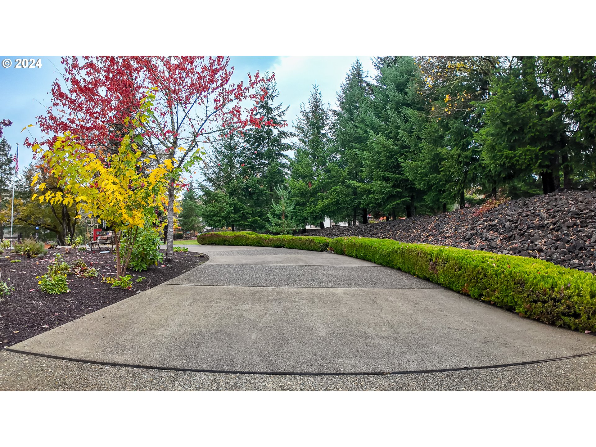 1081 Umpqua College Road Roseburg, OR 97470 - Photo 6 of 45