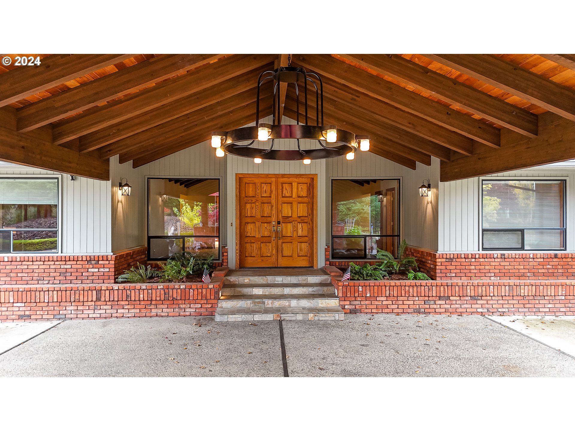 1081 Umpqua College Road Roseburg, OR 97470 - Photo 10 of 45