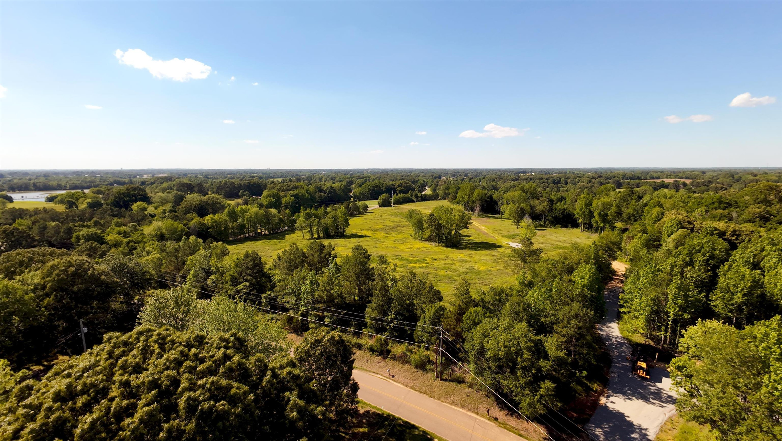 Tract #6 Tract Road Humboldt, TN 38343 - Photo 3 of 30 a view of a yard