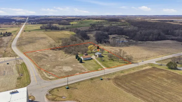 $369,900 | N5332 County Road G, St. Cloud, WI 53079