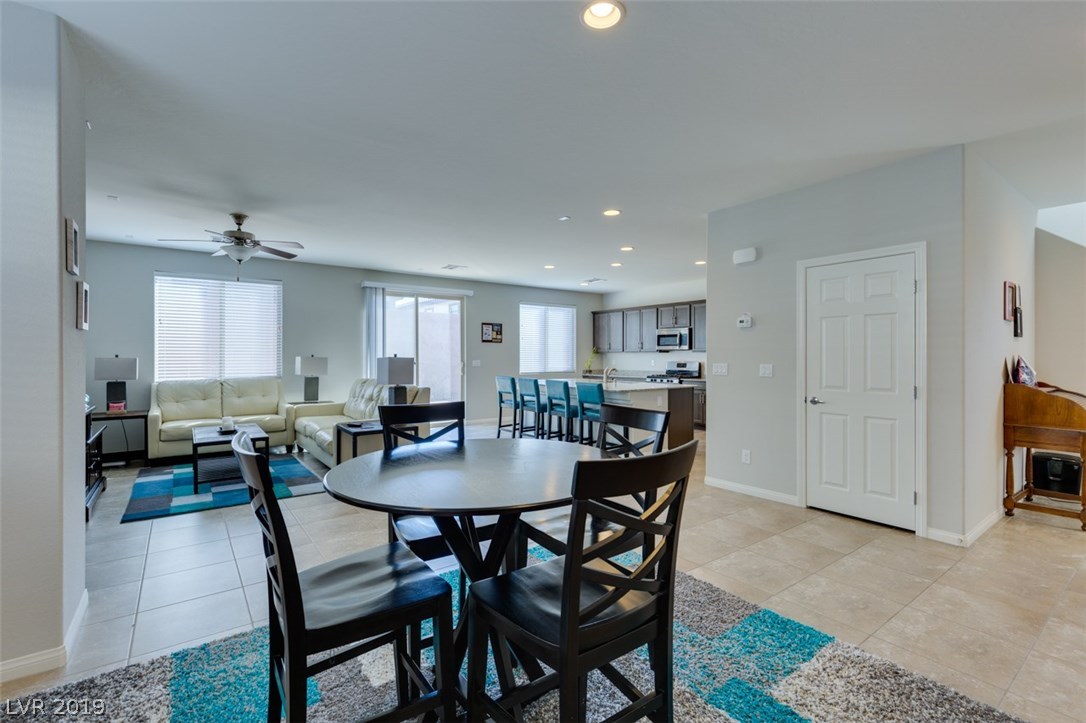 45 Vega Ridge Way Las Vegas, NV 89183 - Photo 11 of 38 Gallery Image 11