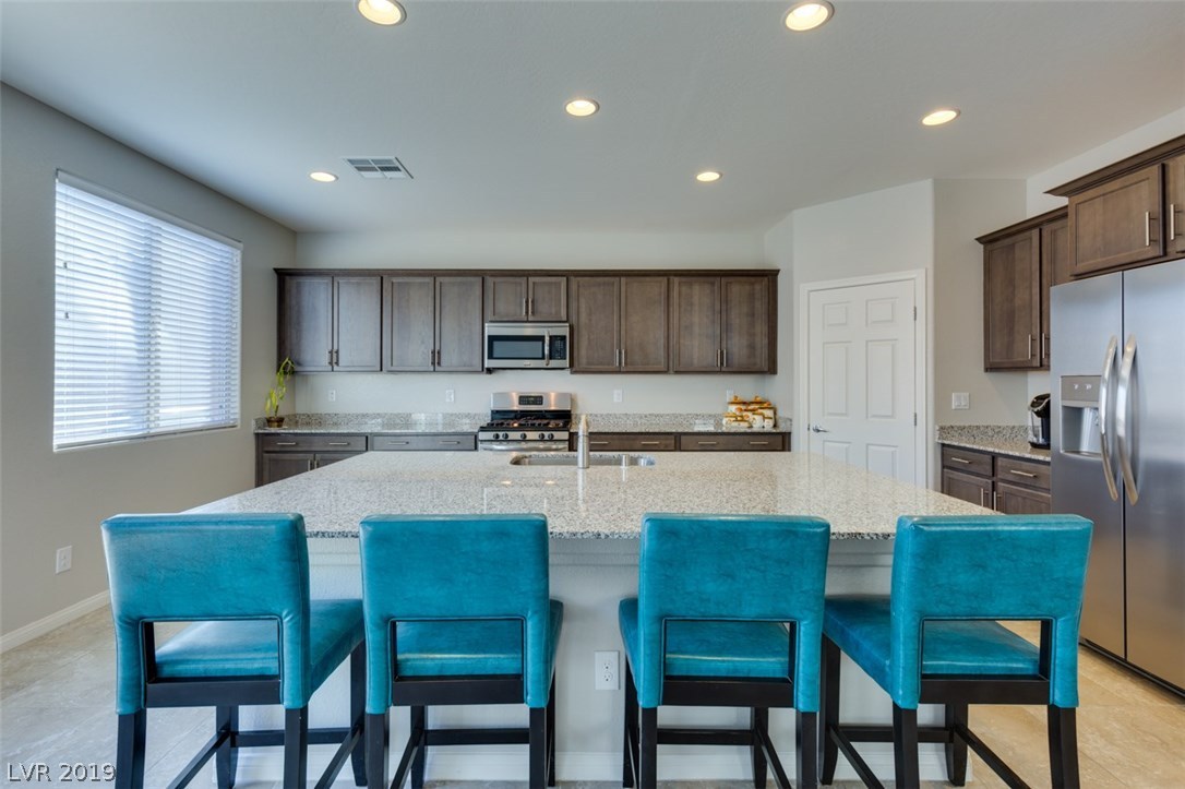 45 Vega Ridge Way Las Vegas, NV 89183 - Photo 15 of 38 Gallery Image 15