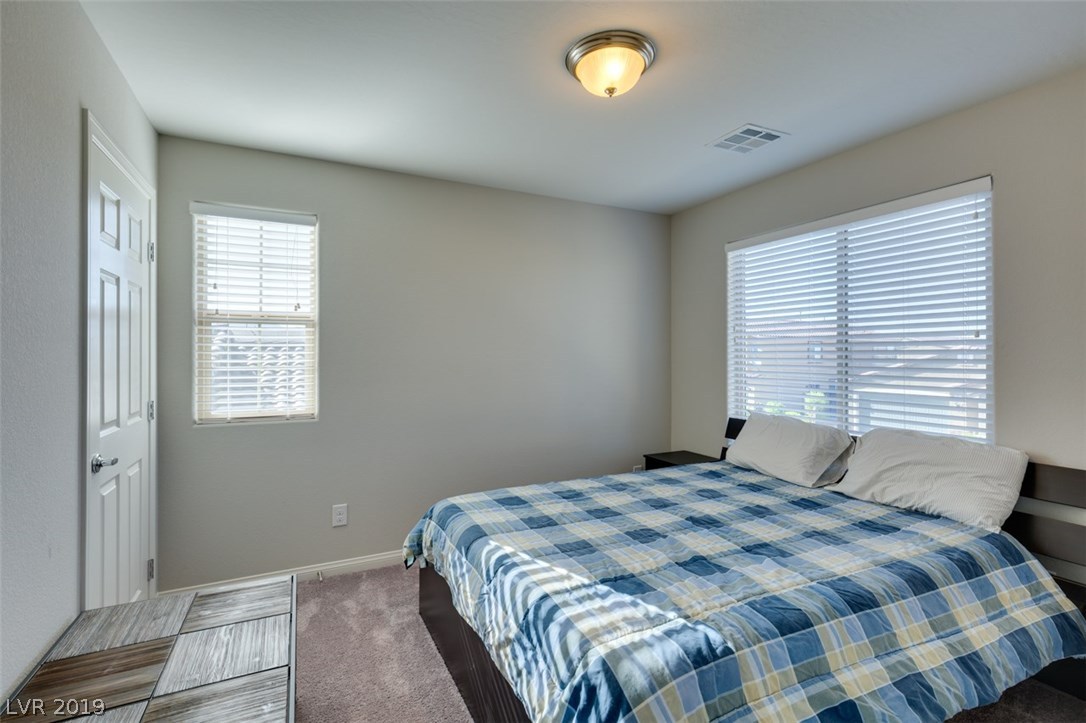 45 Vega Ridge Way Las Vegas, NV 89183 - Photo 26 of 38 Gallery Image 26