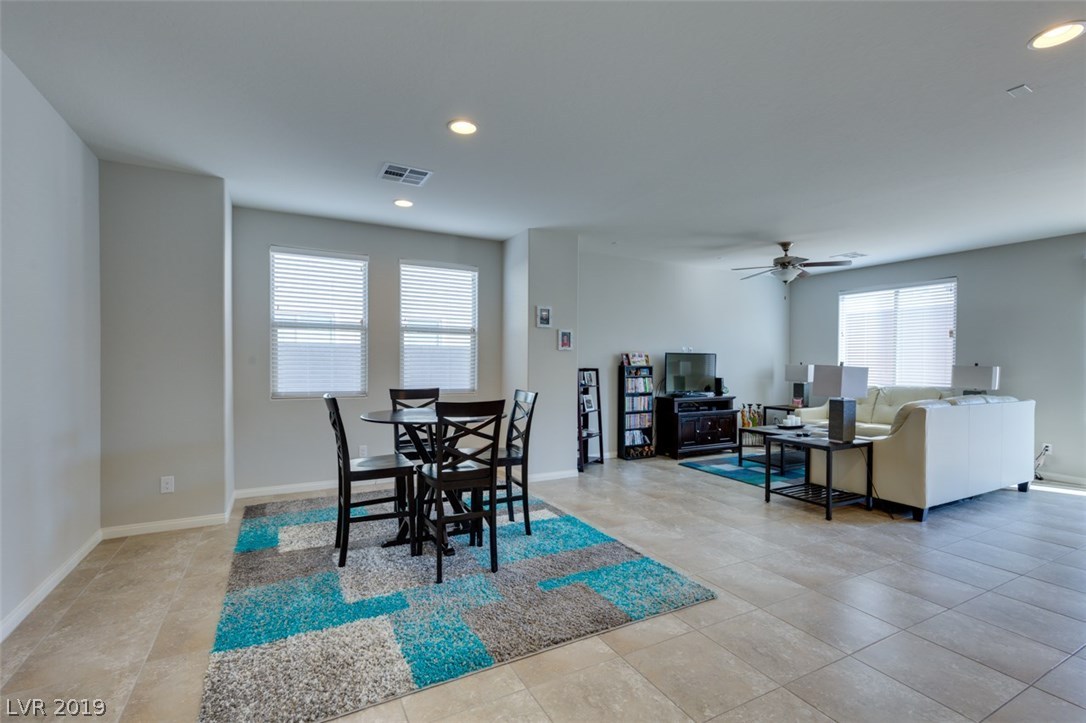 45 Vega Ridge Way Las Vegas, NV 89183 - Photo 7 of 38 Gallery Image 7