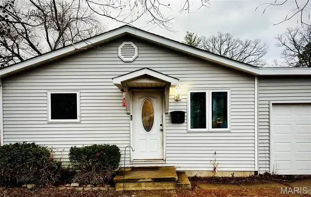 $179,000 | 221 Watson Road, Sullivan, MO 63080