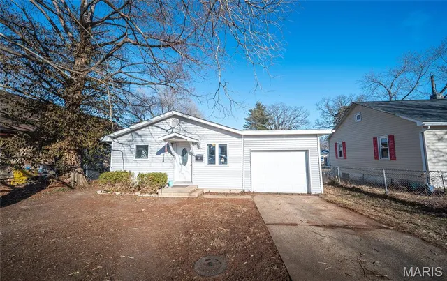 $179,000 | 221 Watson Road, Sullivan, MO 63080