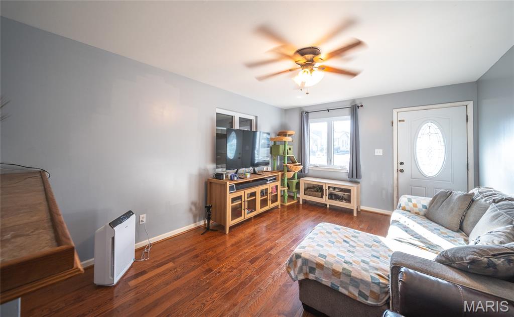 221 Watson Road Sullivan, MO 63080 - Photo 4 of 21