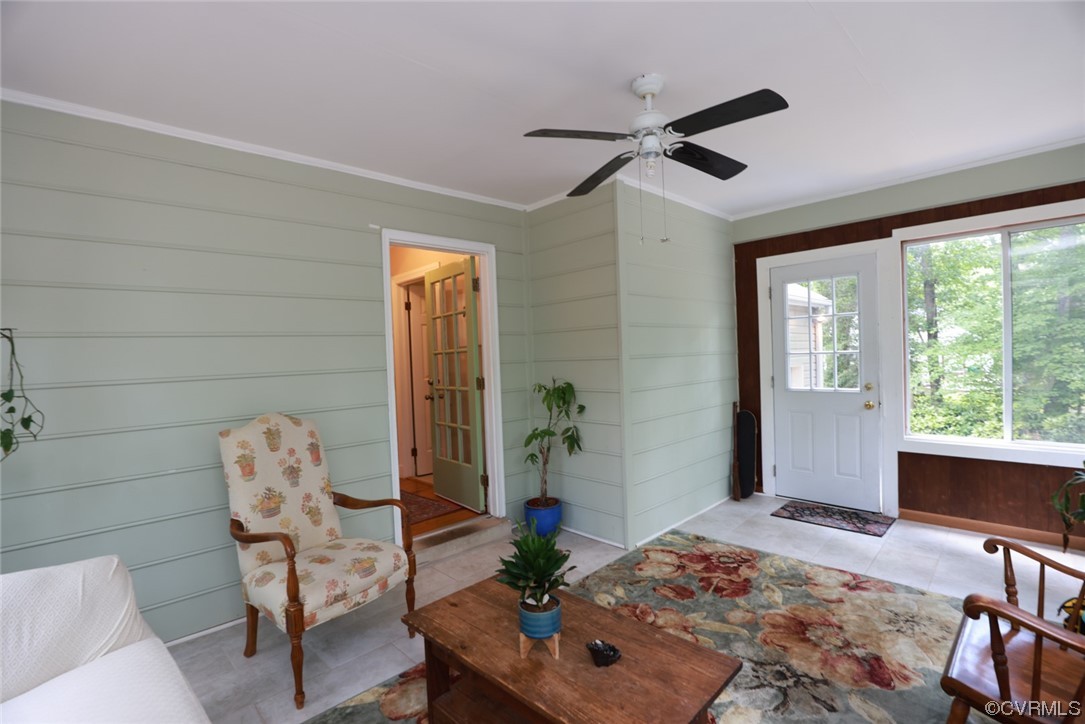 2000 Camborne Road Chesterfield, VA 23236 - Photo 19 of 44 Living room featuring a ceiling fan