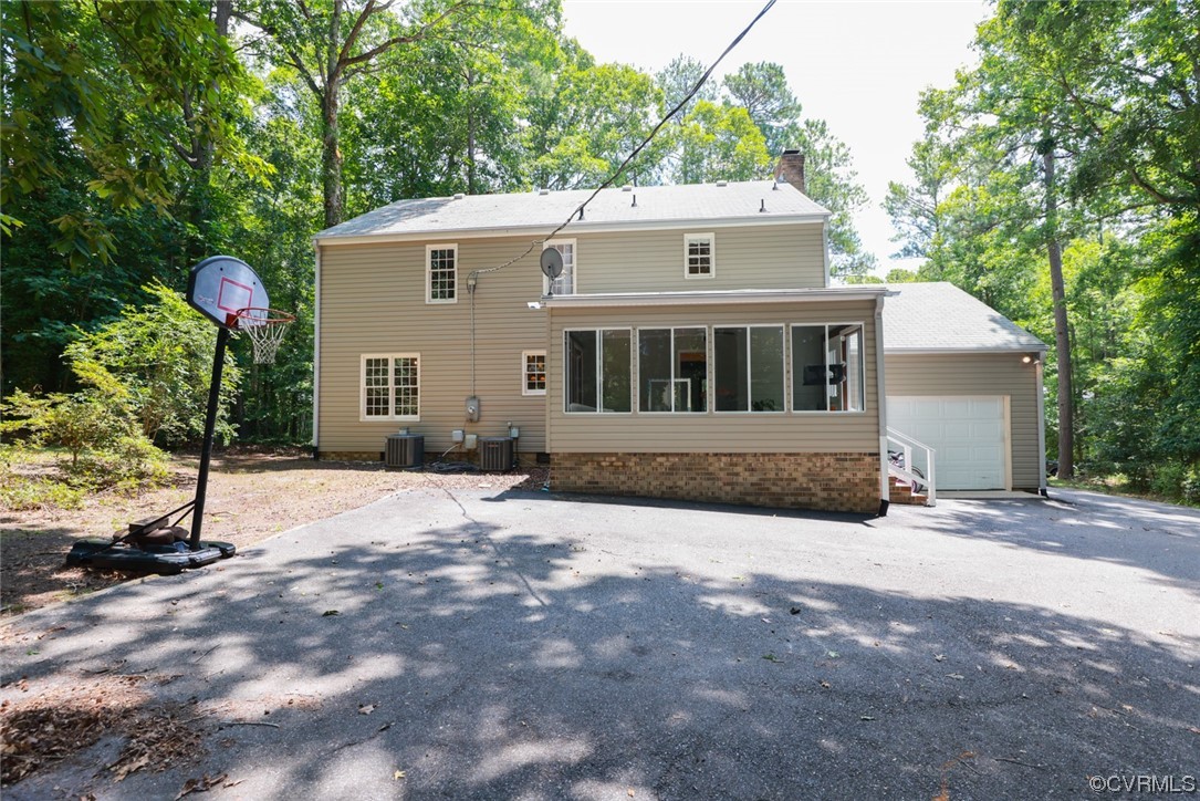 2000 Camborne Road Chesterfield, VA 23236 - Photo 38 of 44 Back of house featuring central AC