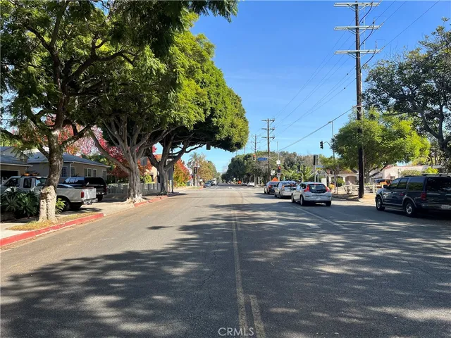 $4,000 | 3219 Colorado Avenue, Santa Monica, CA 90404
