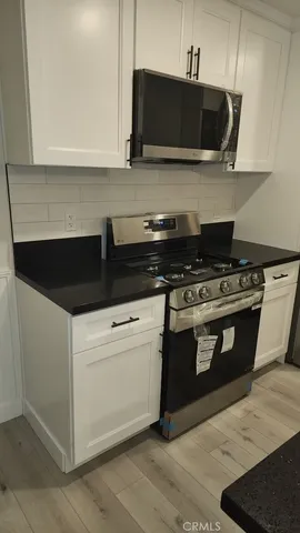 $4,000 | 3219 Colorado Avenue, Santa Monica, CA 90404