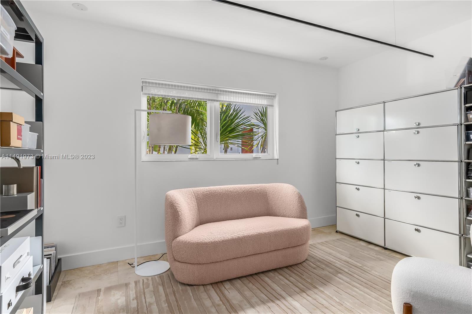 6010 Pine Tree Drive Miami Beach, FL 33140 - Photo 21 of 56