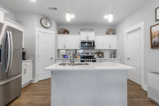 $2,595 | 1524 Kingbird Drive, Clarksville, TN 37040