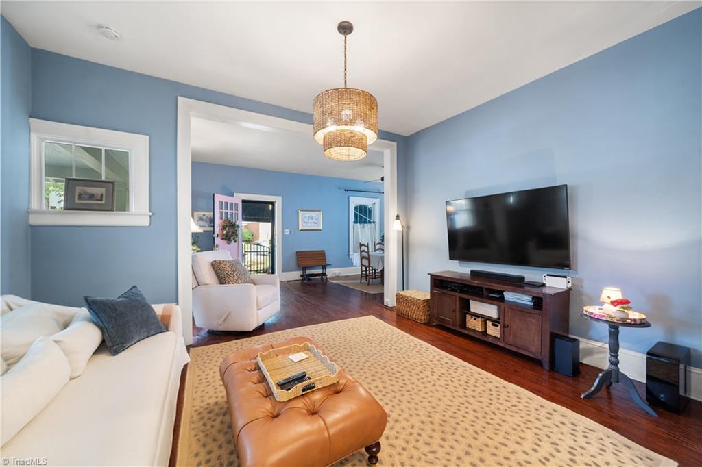641 South Hawthorne Road Winston-Salem, NC 27103 - Photo 13 of 44