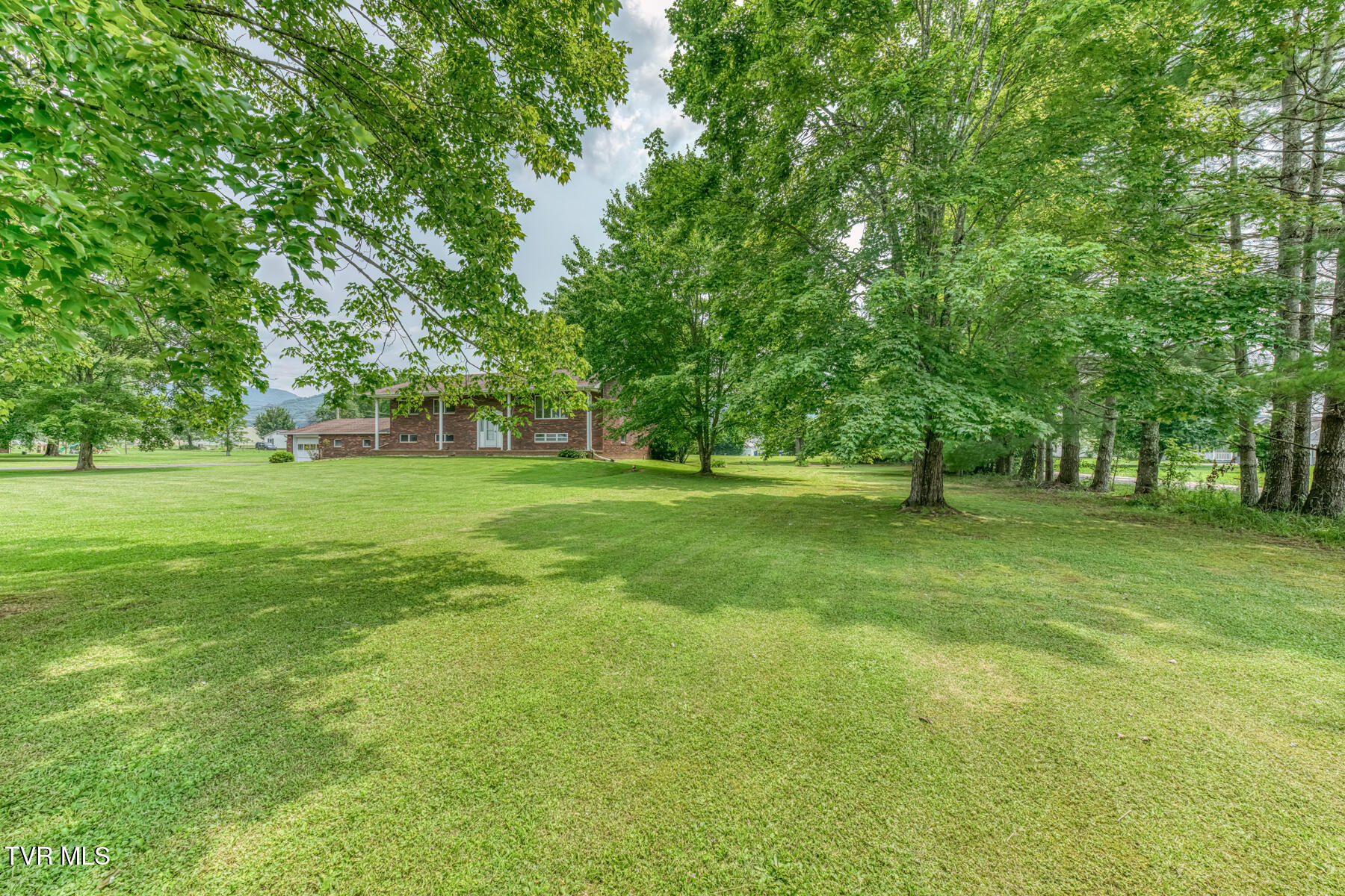 153 Adams Road Mountain City, TN 37683 - Photo 70 of 73 153 Adams Rd-71