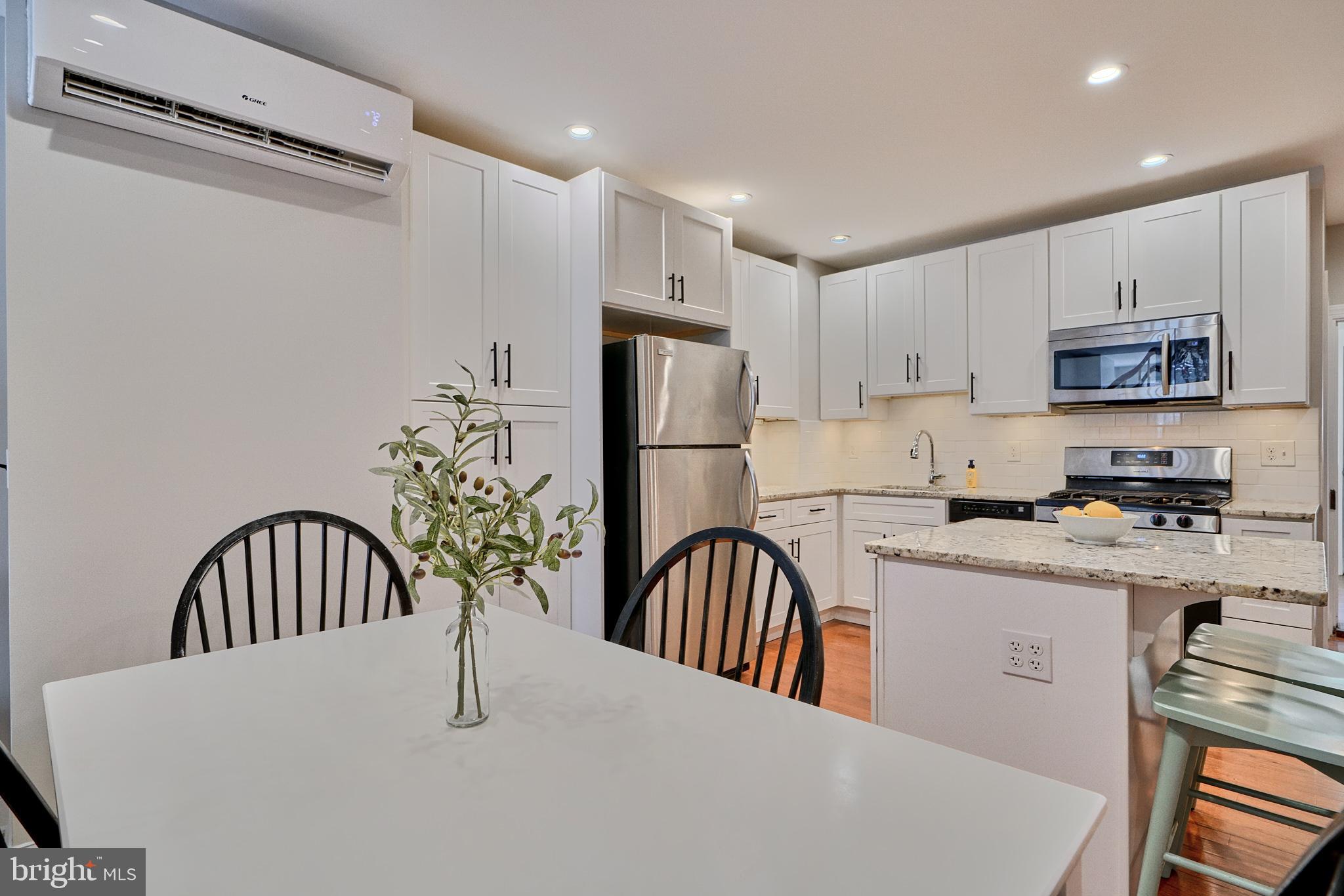 2938 Keswick Road Baltimore, MD 21211 - Photo 11 of 45 Eat in Kitchen