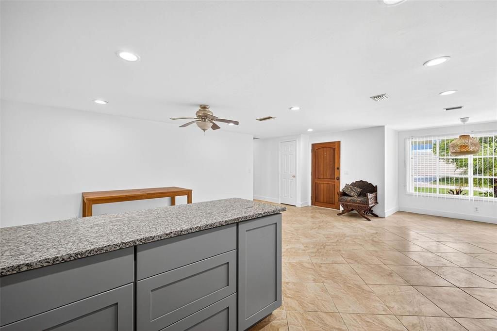 3225 West Shell Point Road Ruskin, FL 33570 - Photo 23 of 70