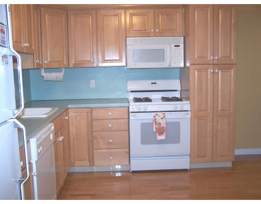 63 Maple Street, Unit C Canton, MA 02021 - Photo 2 of 10 Gallery Image 2